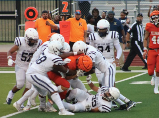 ’Jackets fall at home to Life Oak Cliff