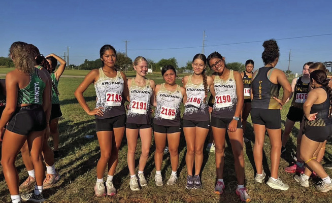 Kaufman dominates at Wills Point meet