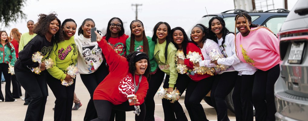 City of Crandall hosts annual Christmas parade