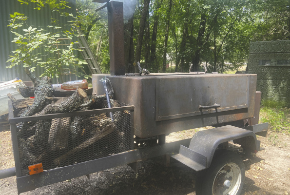 Luke gave his old smoker a try over the weekend but decided his electric smoker was much easier to work with and besides, it makes better barbeque! Photo by Luke Clayton