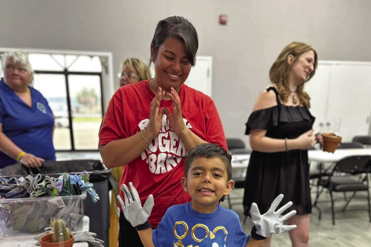 Cactus class at Kaufman Public Library
