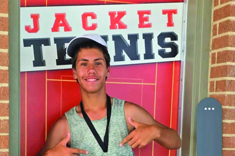 Kaufman tennis stays active over summer