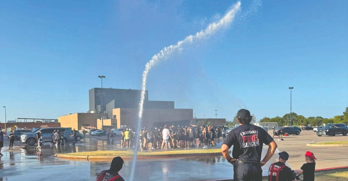 Kaufman ESD helps Pirate Band keep cool