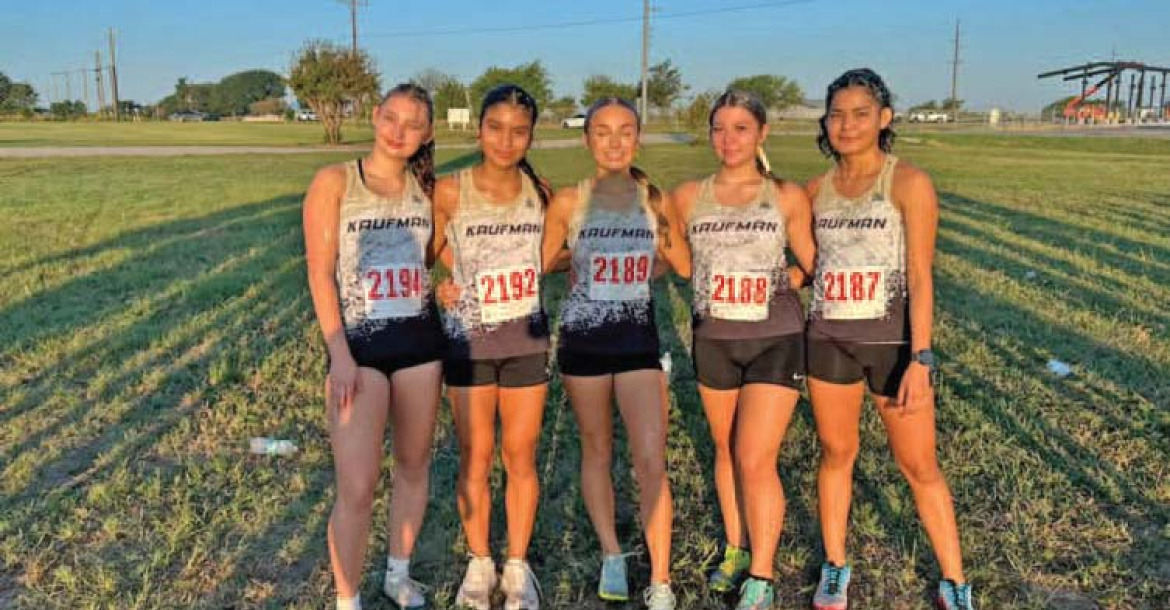 Kaufman dominates at Wills Point meet