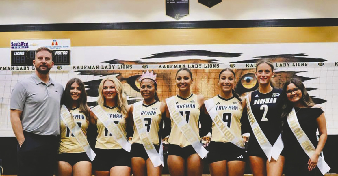 Kaufman completes sweep on Senior night